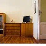 شقة Wisteria House بروناتي