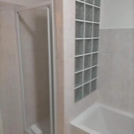 Wisteria House * Brunate