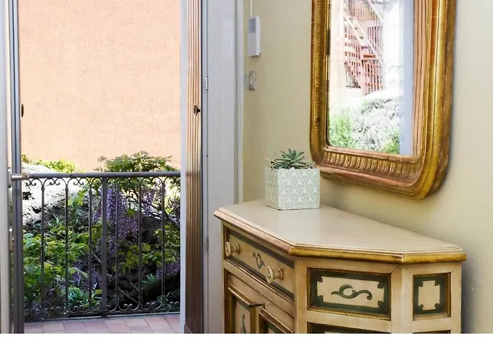 Wisteria House Apartamento *