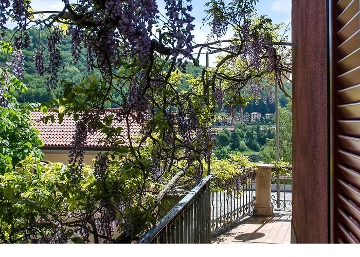 Wisteria House Διαμέρισμα Brunate